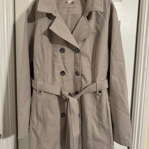 Stylish Women's Beige Trench Coat